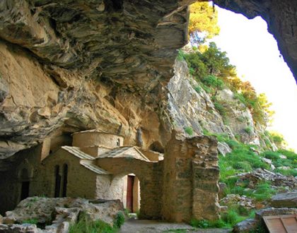 Η Σπηλιά του Νταβέλη